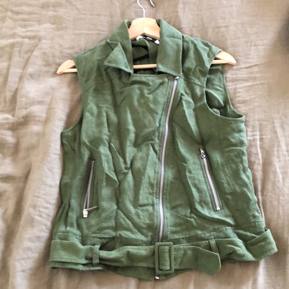 ELIZABETH & JAMES LINEN MOTO VEST SIZE M